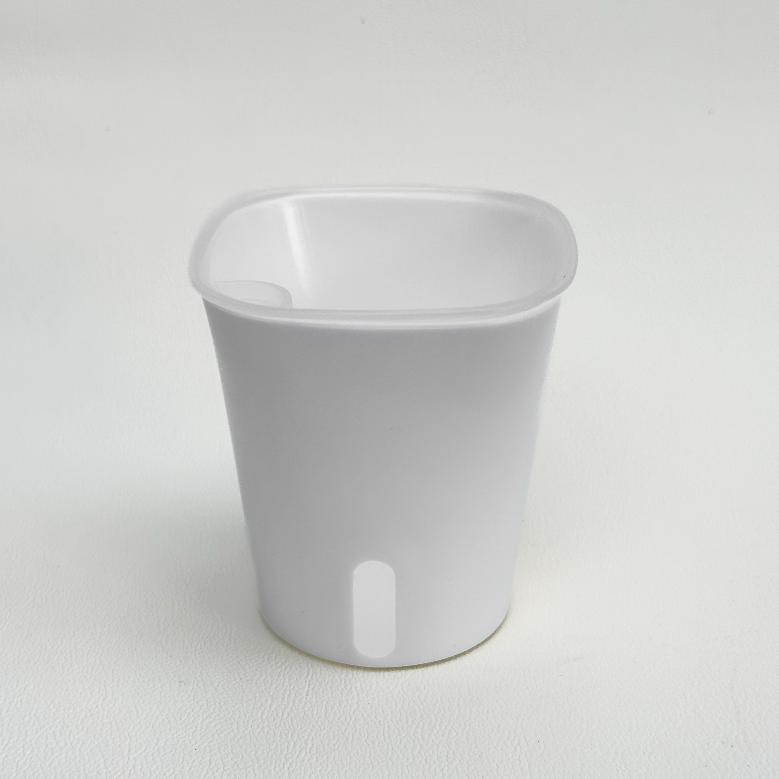 samozalivalni 7 cm 5 Samozalivalni lonec 7,5 cm